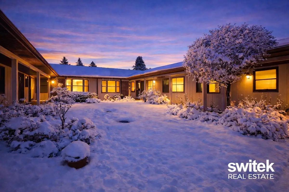 202 Bona Vista Drive Nw, Grand Rapids, MI 49504 - Image #1