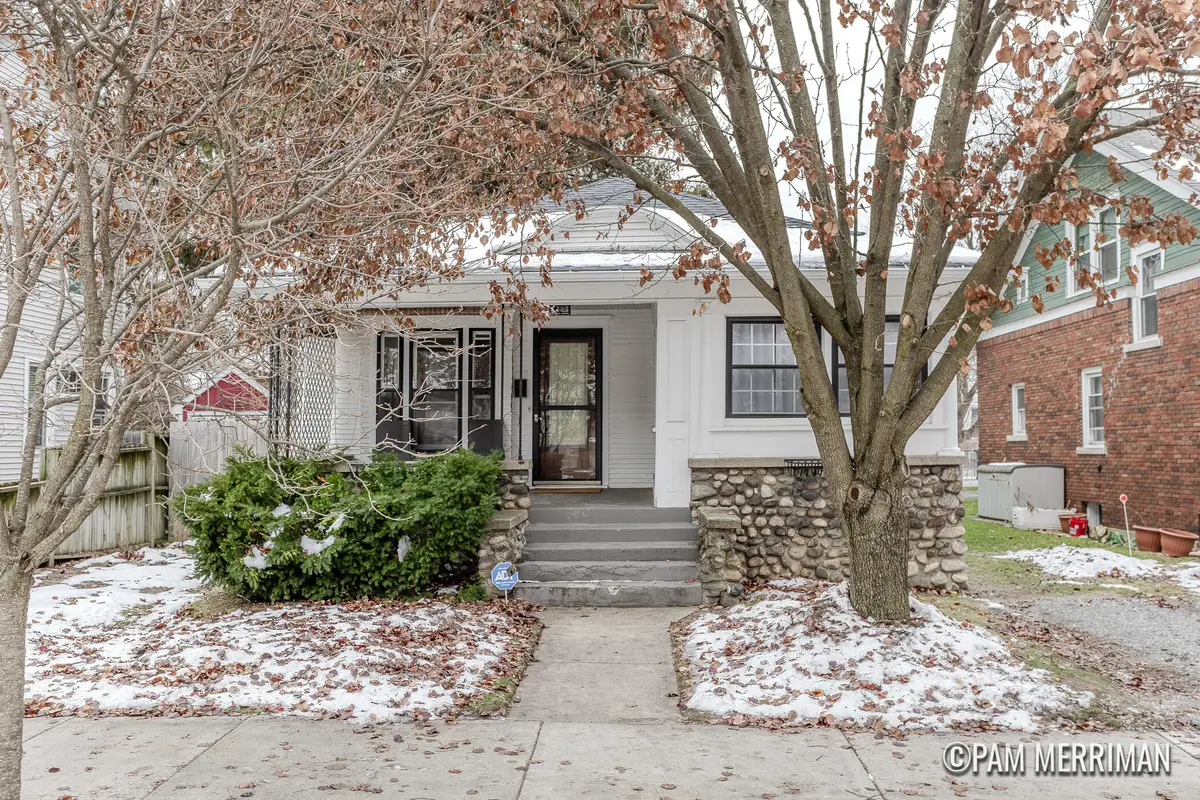 306 Valley Avenue Nw, Grand Rapids, MI 49504 - Image #1