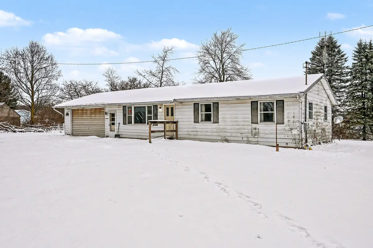 13072 Garber Road, Constantine, MI 49042 - Image #1