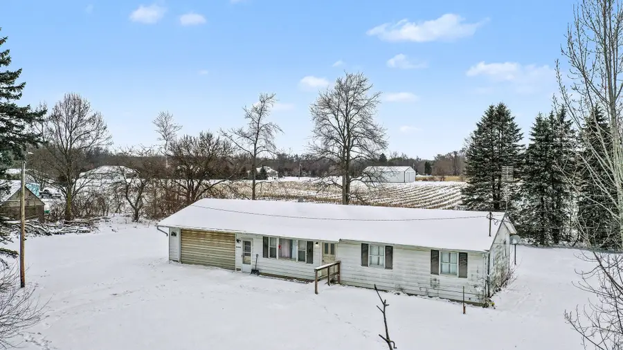 13072 Garber Road, Constantine, MI 49042 - Image #2