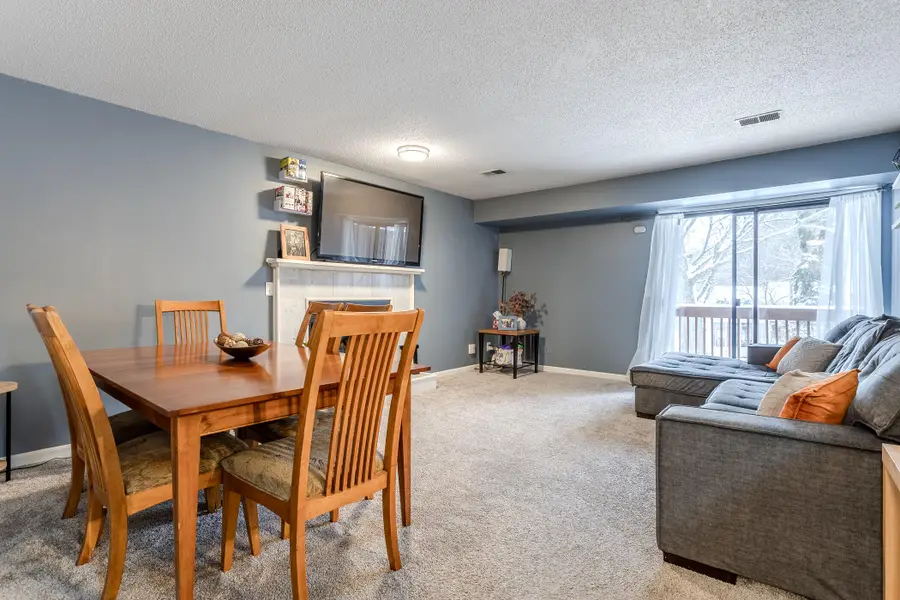 2939 SW Byron Center Avenue Sw #A, Wyoming, MI 49519 - Image #2