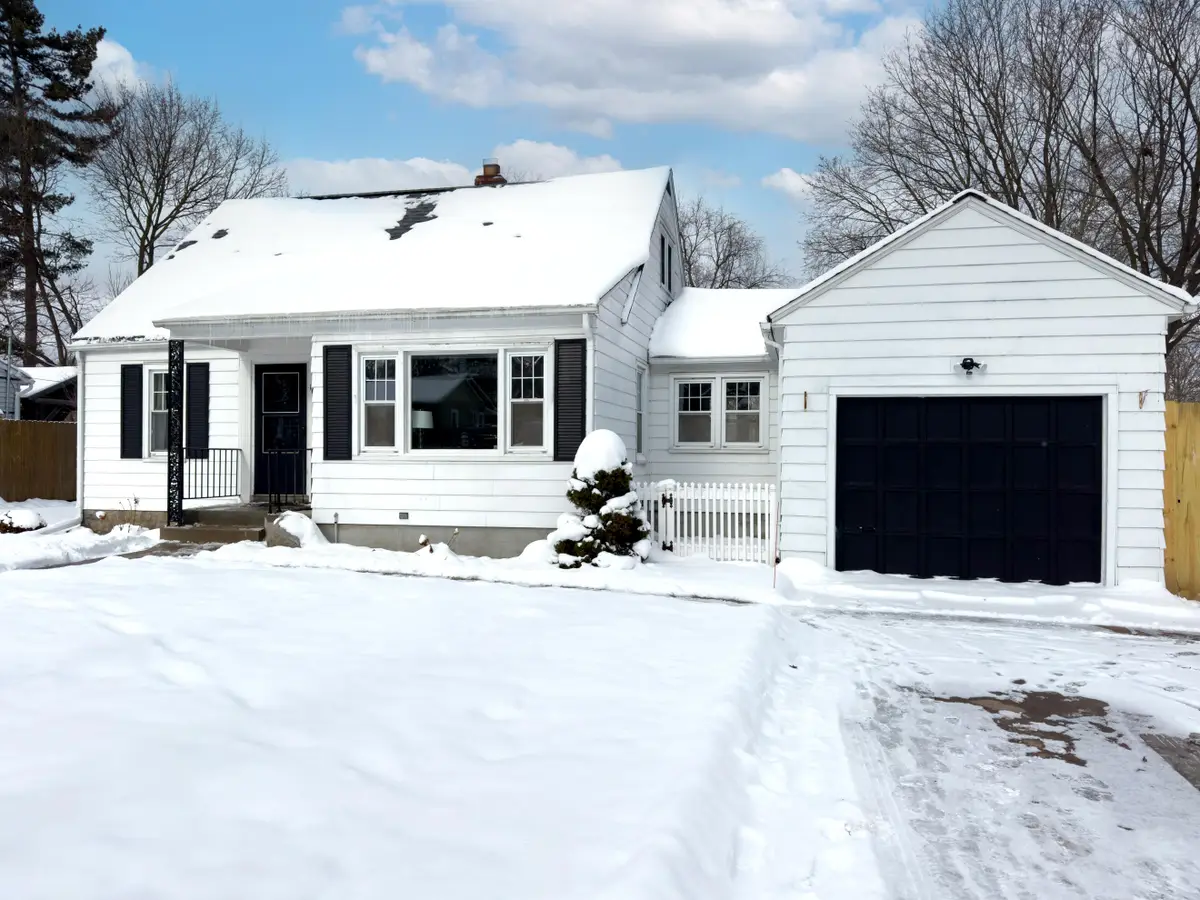 1617 Buena Vista Street, Kalamazoo, MI 49001 - Image #1