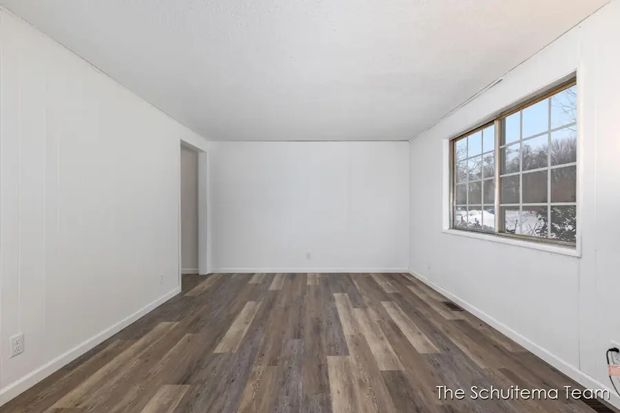 5668-5670 142nd Avenue, Holland, MI 49423 - Image #3