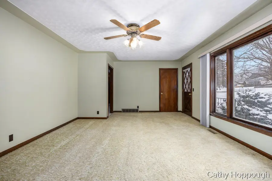 250 Meadowlane Drive, Portland, MI 48875 - Image #3