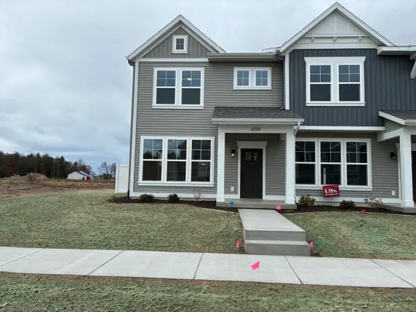 6114 Stahl Drive #16, Spring Lake, MI 49456