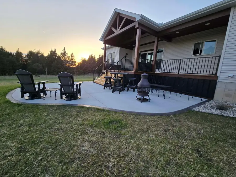 110 Bedford Court, Cadillac, MI 49601 - Image #2