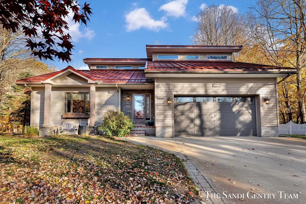 1020 Brookway Court, Norton Shores, MI 49441 - Image #1