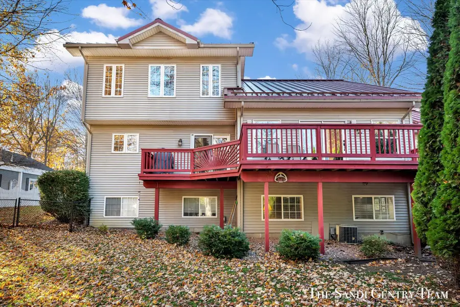 1020 Brookway Court, Norton Shores, MI 49441 - Image #3