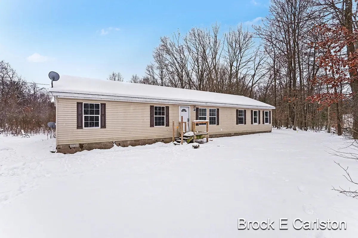 2742 Strand Road, Muskegon, MI 49445 - Image #1