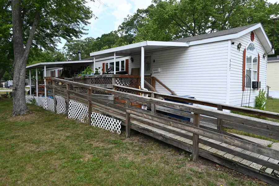 587 Harvest Lane, Muskegon, MI 49442 - #2