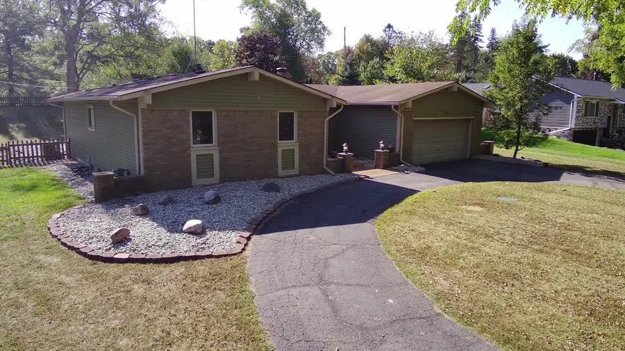 978 Blue Heron Drive, Highland, MI 48357 - #2