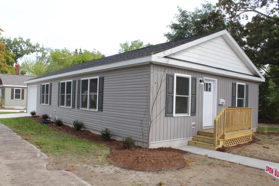 608 Jackson Avenue, Muskegon, MI 49442 - Image #3