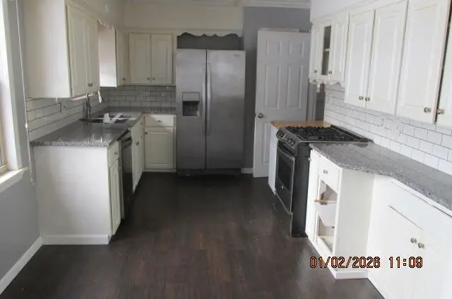 2589 Lake Michigan Drive Nw, Grand Rapids, MI 49504 - Image #2