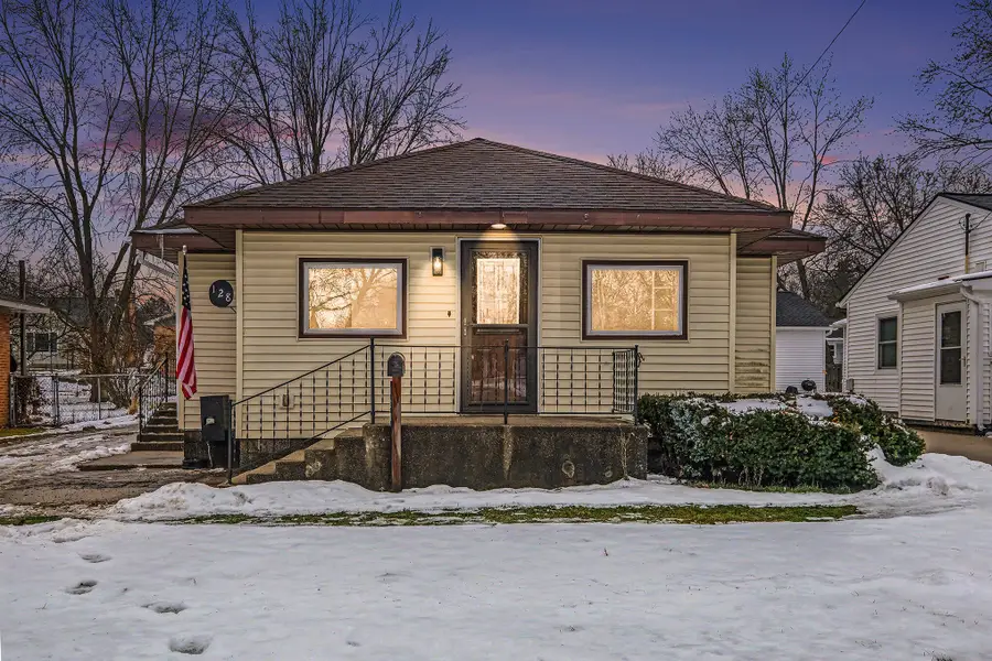 128 W Averill Street, Sparta, MI 49345 - Image #2