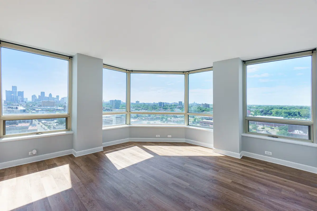 3320 Spinnaker Lane #16D, Detroit, MI 48207 - Image #1