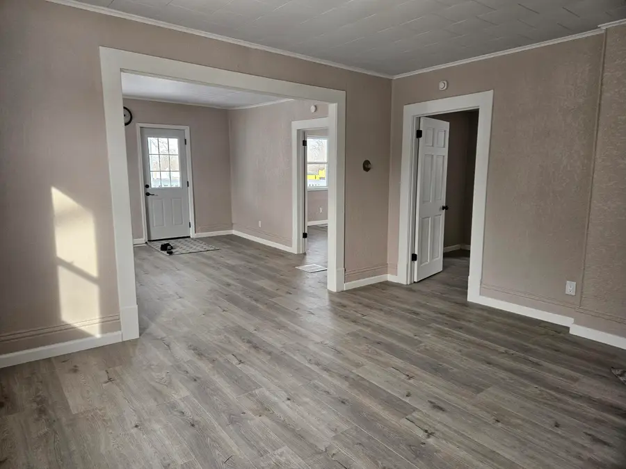 322 Lawrence Avenue, Adrian, MI 49221 - Image #3