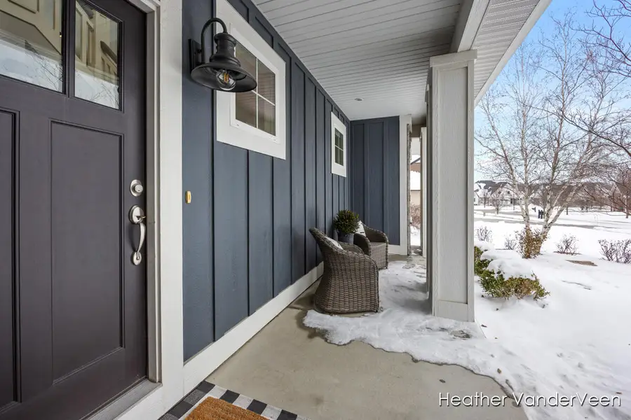 7221 Rosie Shores Drive Sw, Byron Center, MI 49315 - Image #2