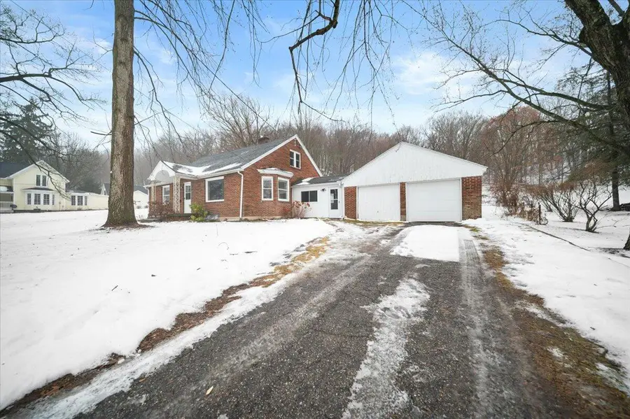 721 N Jefferson Street, Lowell, MI 49331 - Image #2