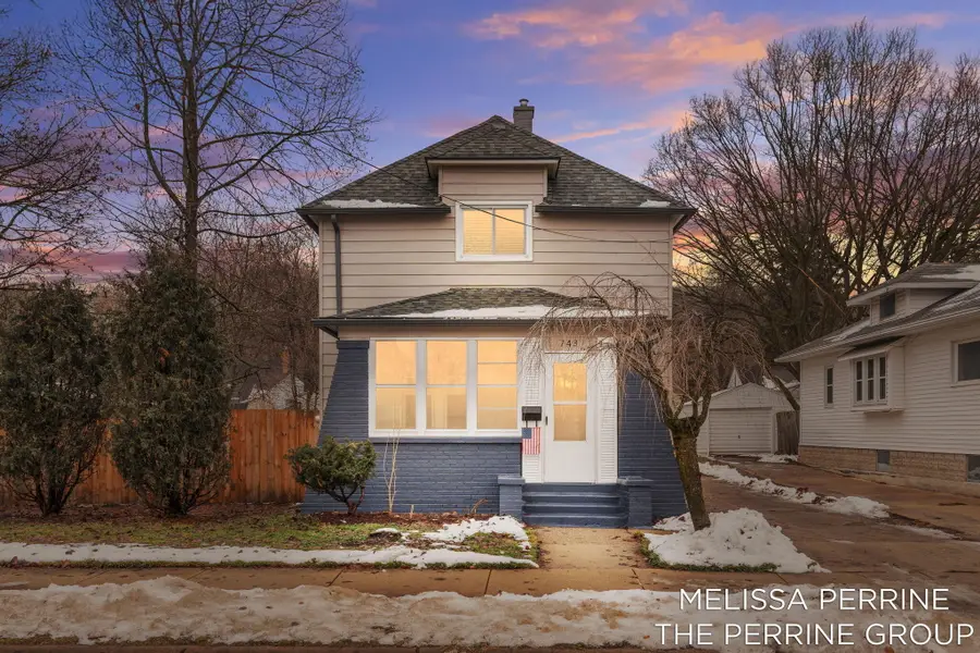 743 Garfield Avenue Nw, Grand Rapids, MI 49504 - Image #2
