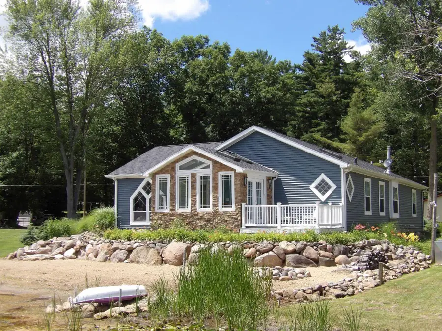 3389 Mary Ann Drive, Hillsdale, MI 49242 - Image #3