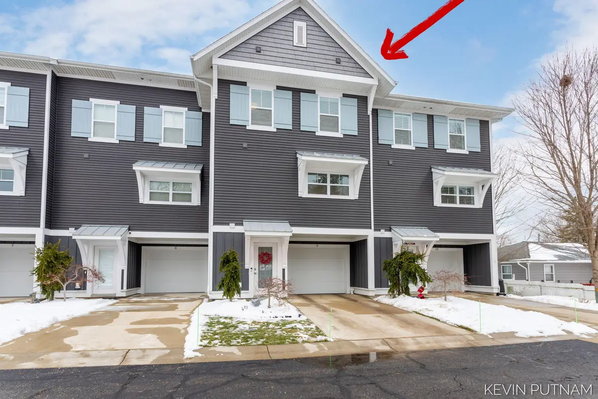 160 Keewatin Way #Unit D/9, Douglas, MI 49406 - Image #1