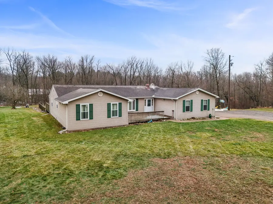 11205 Scipio Highway, Vermontville, MI 49096 - Image #2