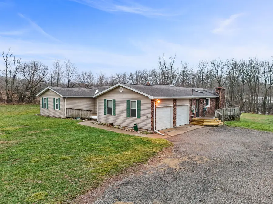 11205 Scipio Highway, Vermontville, MI 49096 - Image #3
