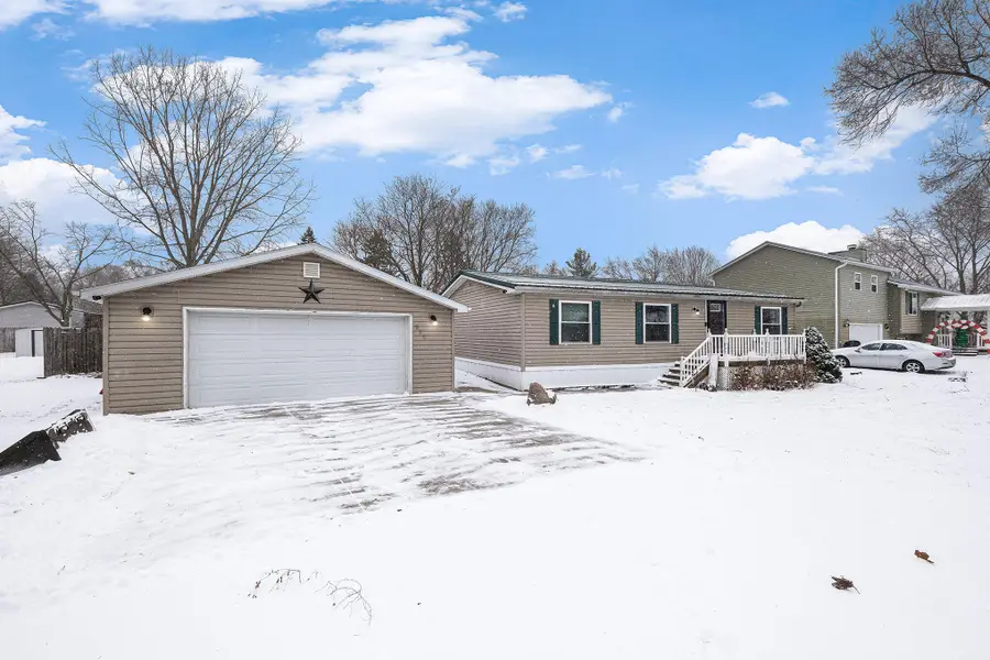272 S Tabor Street, Lyons, MI 48851 - Image #2