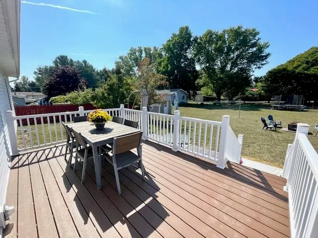 210 S Jackson Road, Ludington, MI 49431 - Image #3