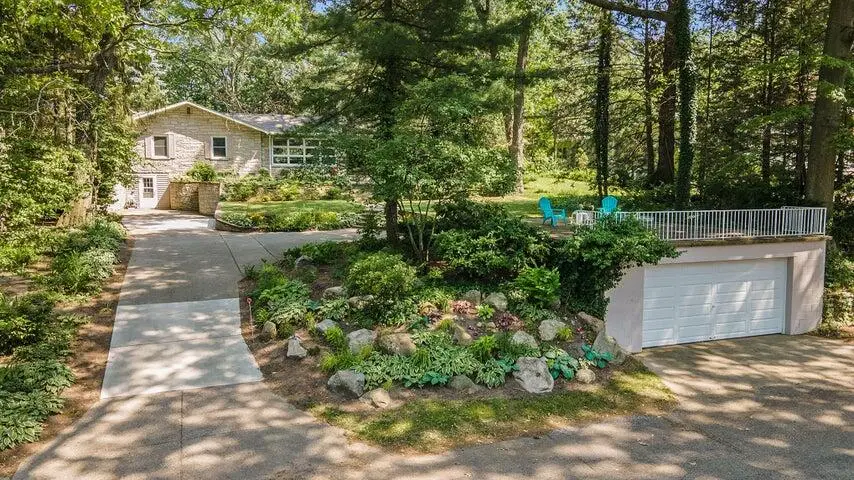 17708 Oakwood Drive, Spring Lake, MI 49456 - Image #2