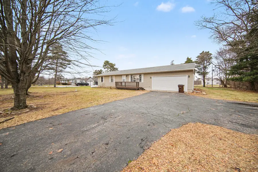 4025 Oakley Road, Stockbridge, MI 49285 - #3