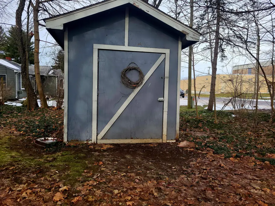 202 Cedar Street, Decatur, MI 49045 - Image #3