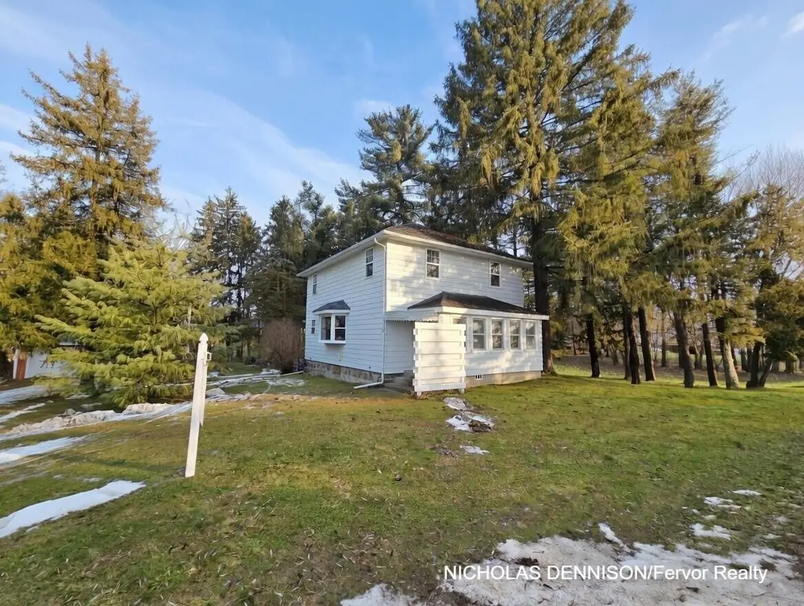 7072 N River Highway, Grand Ledge, MI 48837 - Image #1