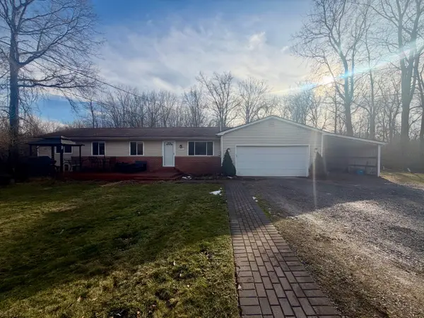 45867 Wear Road, Belleville, MI 48111