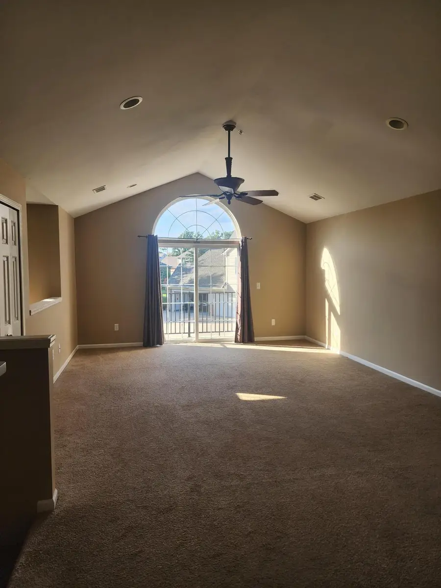 55439 Ambassador Court, Shelby Township, MI 48316 - Image #2