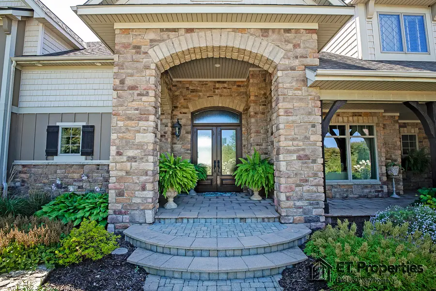 13050 6 Mile Road Ne, Belding, MI 48809 - Image #3