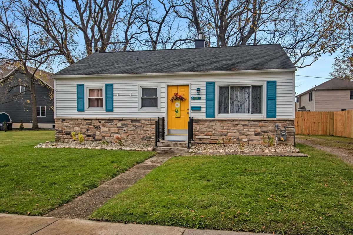 809 Kalamazoo Street, South Haven, MI 49090 - Image #1