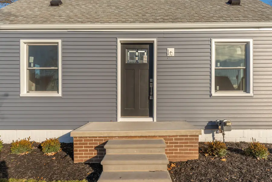 33988 Richard Street, Wayne, MI 48184 - #2