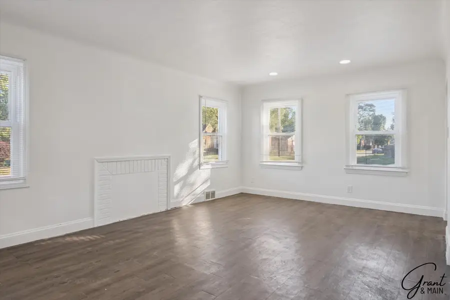 15375 Sussex Street, Detroit, MI 48227 - Image #3