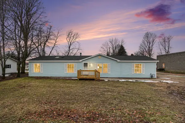 625 E Main Street, Fennville, MI 49408