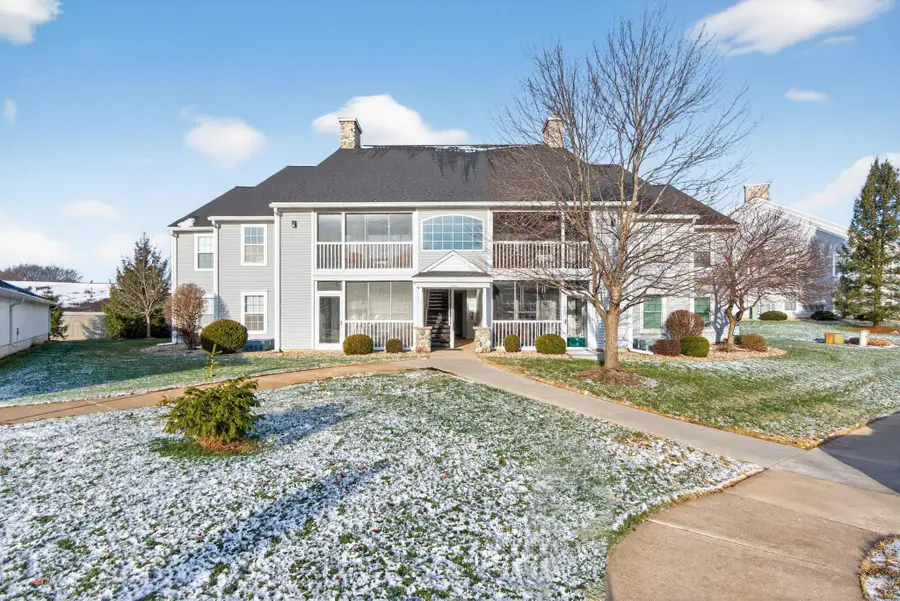 778 W Barrington Circle, Jackson, MI 49203 - Image #2