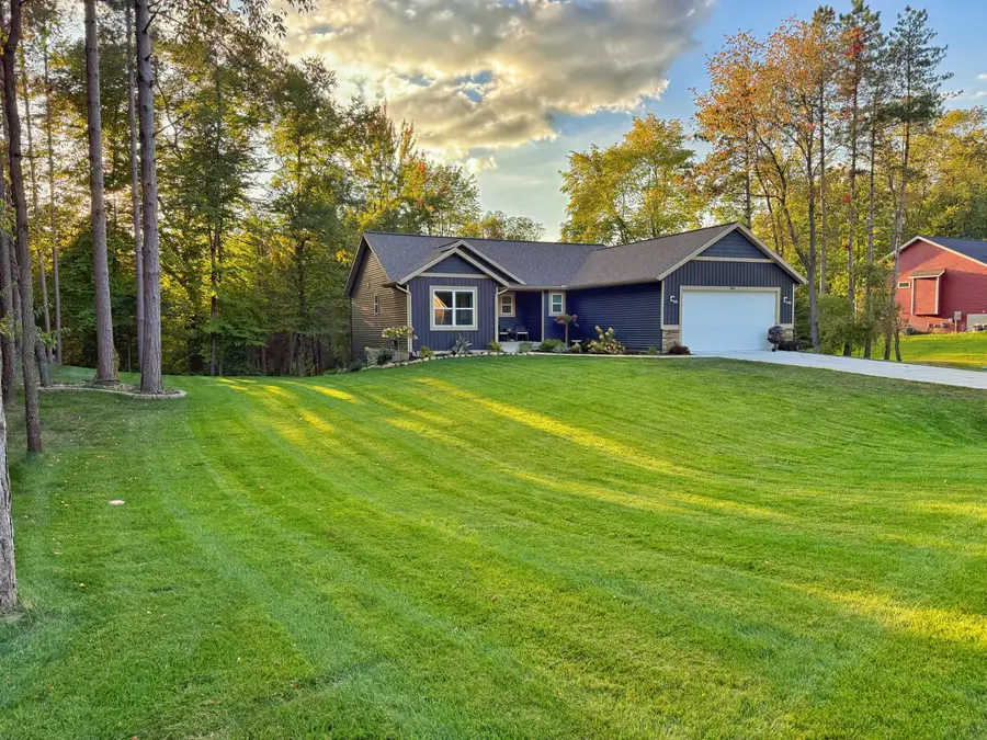 13034 Spruceridge Road, Gowen, MI 49326 - Image #2