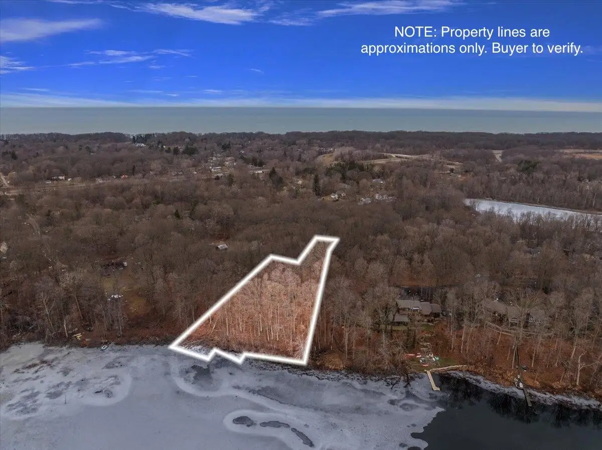 6211 Lakewood Pointe Drive, Coloma, MI 49038 - Image #1