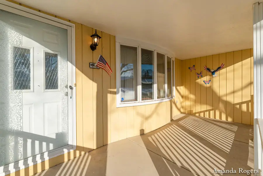 1825 Pine Bluff Se, Grand Rapids, MI 49508 - Image #2