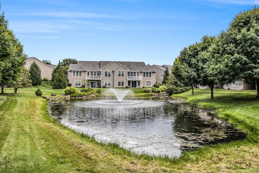 2219 Gray Oak Cove #37, Portage, MI 49024 - Image #2