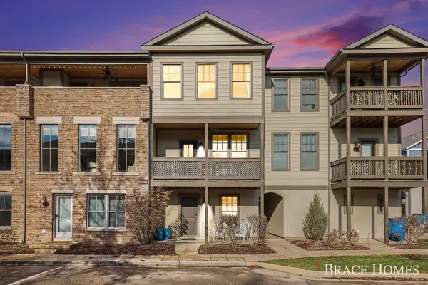 2074 Celadon Drive Ne, Grand Rapids, MI 49525