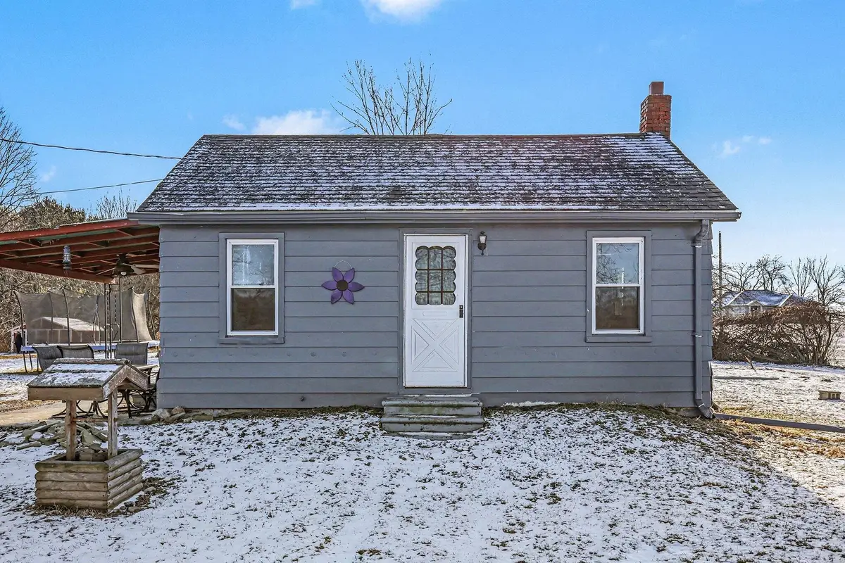 1124 E Fitchburg Road, Stockbridge, MI 49285 - Image #1