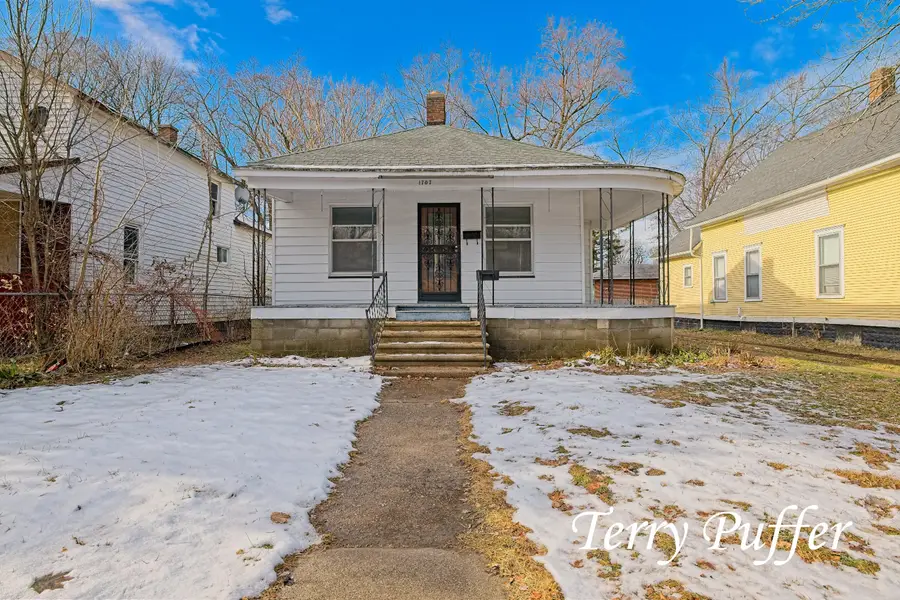 1707 Division Street, Muskegon, MI 49441 - Image #2