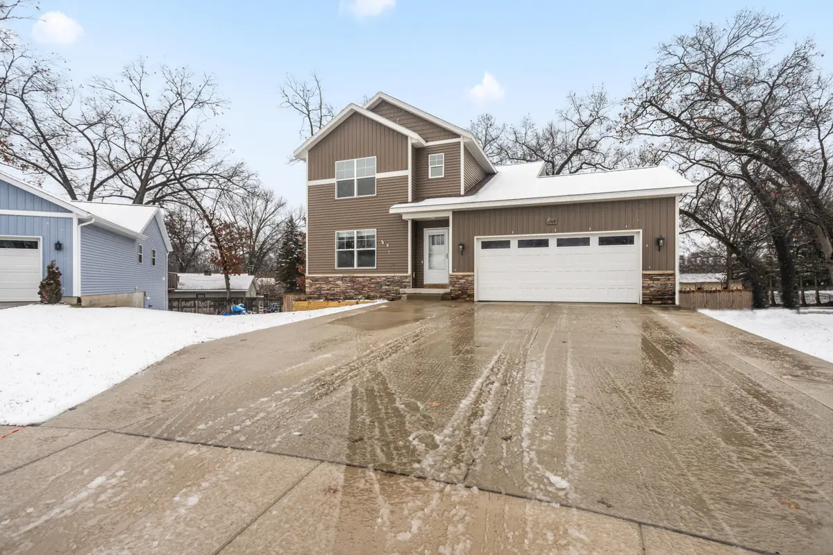 1514 Chapel Street Sw, Wyoming, MI 49509 - Image #1