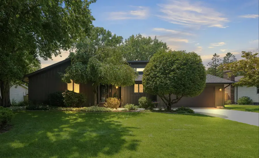 4043 Chamberlain Avenue Se, Grand Rapids, MI 49508 - Image #2